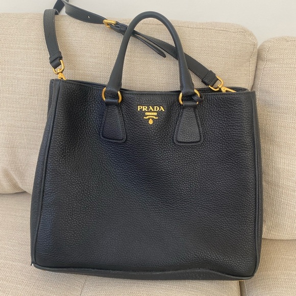 Prada Authentic Leather Bag in Black - Picture 6 of 13
